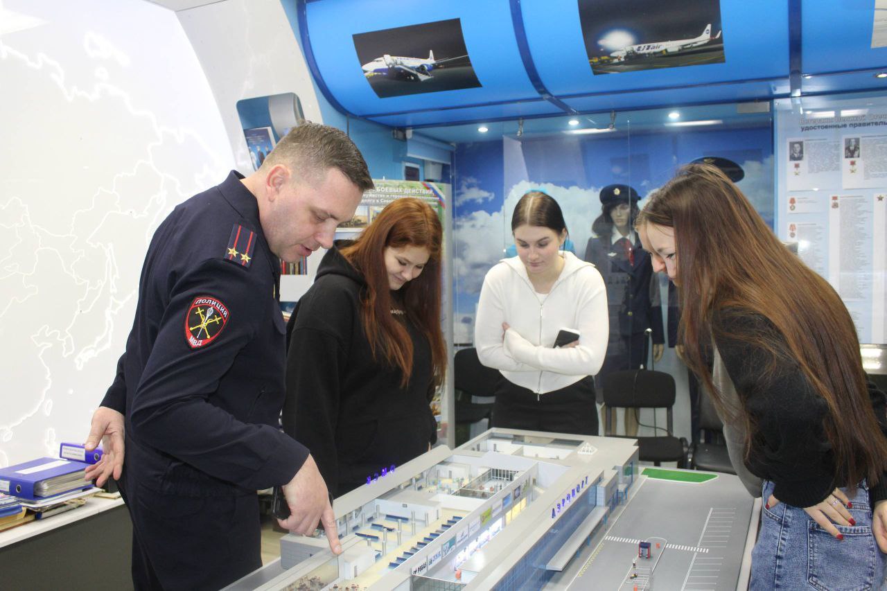 Всероссийская акция «Студенческий десант»: погружение в профессию Всероссийская акция «Студенческий десант»: погружение в профессию