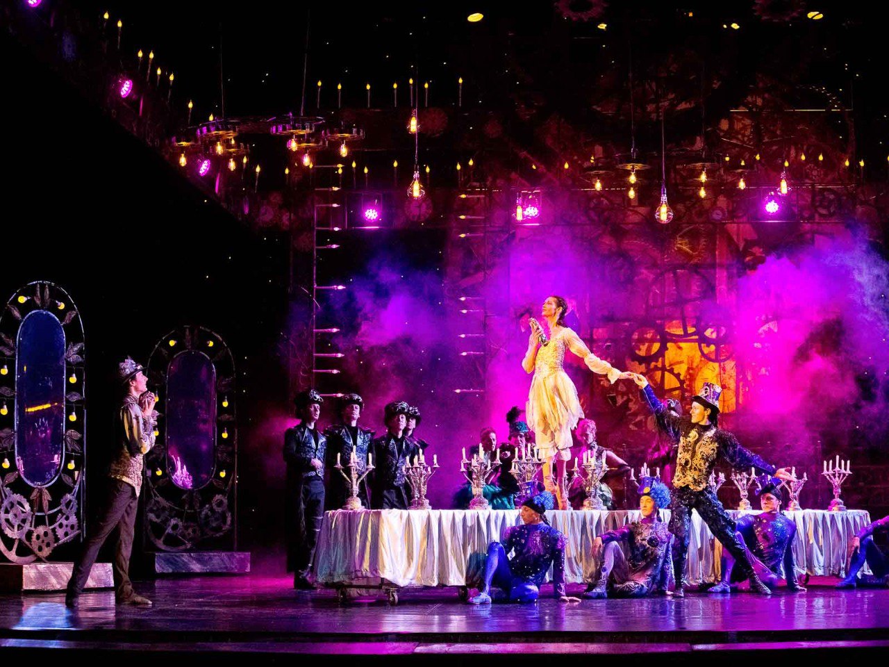 Многодетные семьи Культурной столицы-2026 могут бесплатно посмотреть мюзиклы, детские сказки и балеты Многодетные семьи Культурной столицы-2026 могут бесплатно посмотреть мюзиклы, детские сказки и балеты