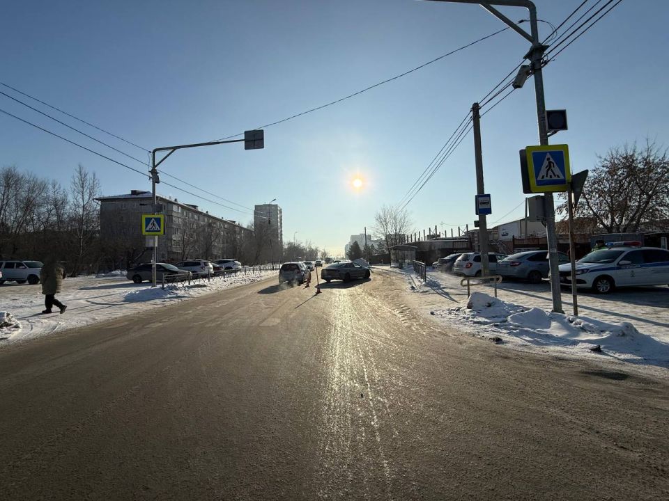 Прокуратура города Омска взяла на контроль ход проверки по факту ДТП, в котором пострадала 10-летняя школьница