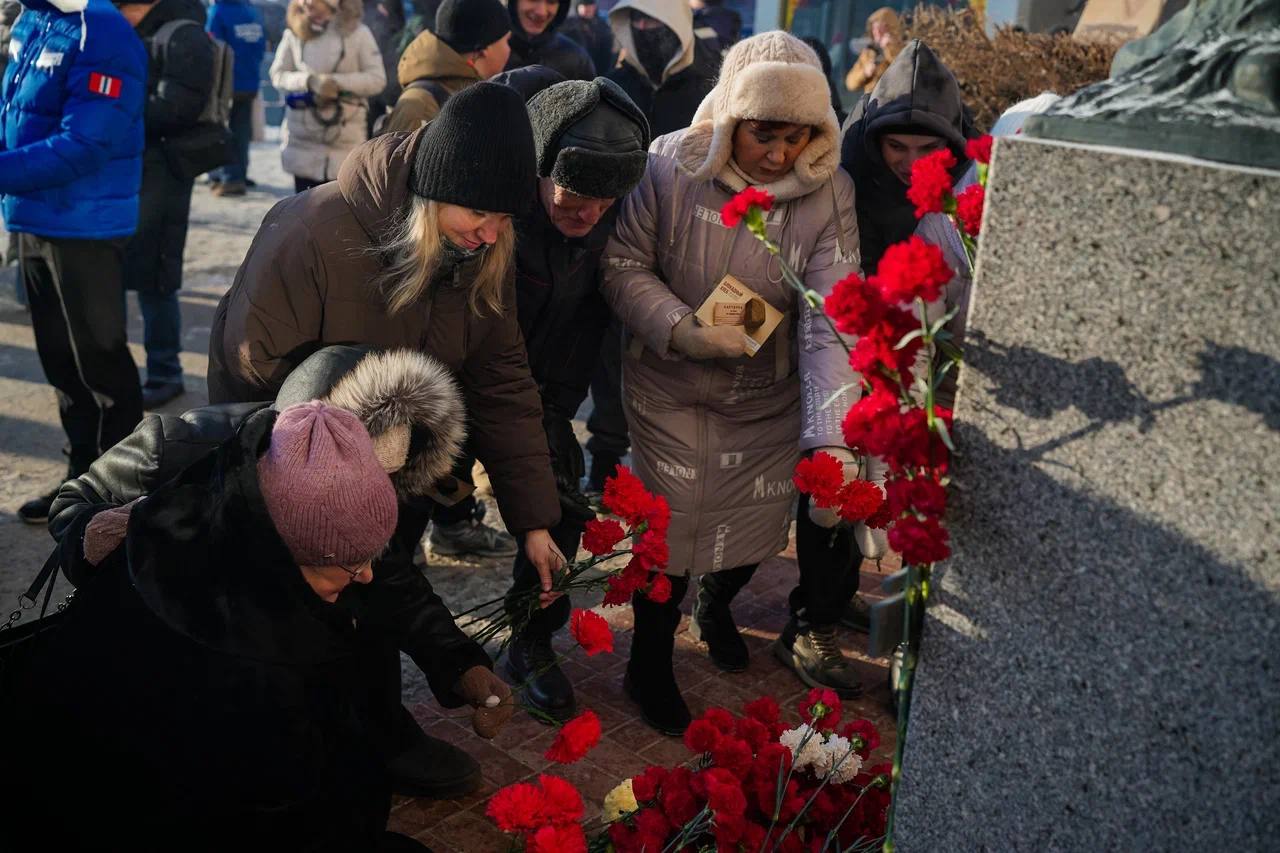 Омичи почтили память жертв блокады Ленинграда Омичи почтили память жертв блокады Ленинграда