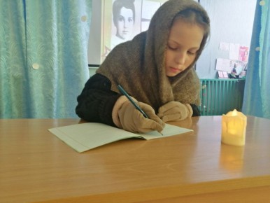 Память жертв блокадного Ленинграда почтили сегодня и в районах Омской области