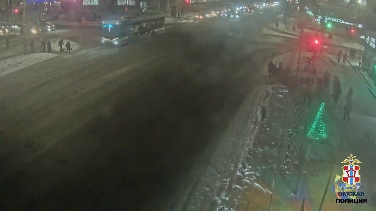 Сегодня в 07.50 часов в Госавтоинспекцию поступило сообщение о ДТП с участием ребенка