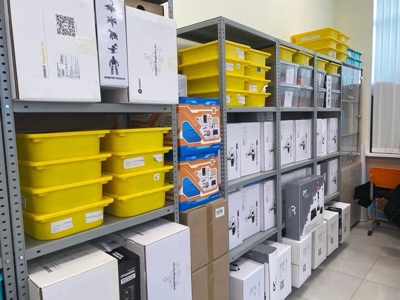 В региональном центре «Сириус 55» действуют несколько научно-исследовательских лабораторий с современным учебным оборудованием В региональном центре «Сириус 55» действуют несколько научно-исследовательских лабораторий с современным учебным оборудованием