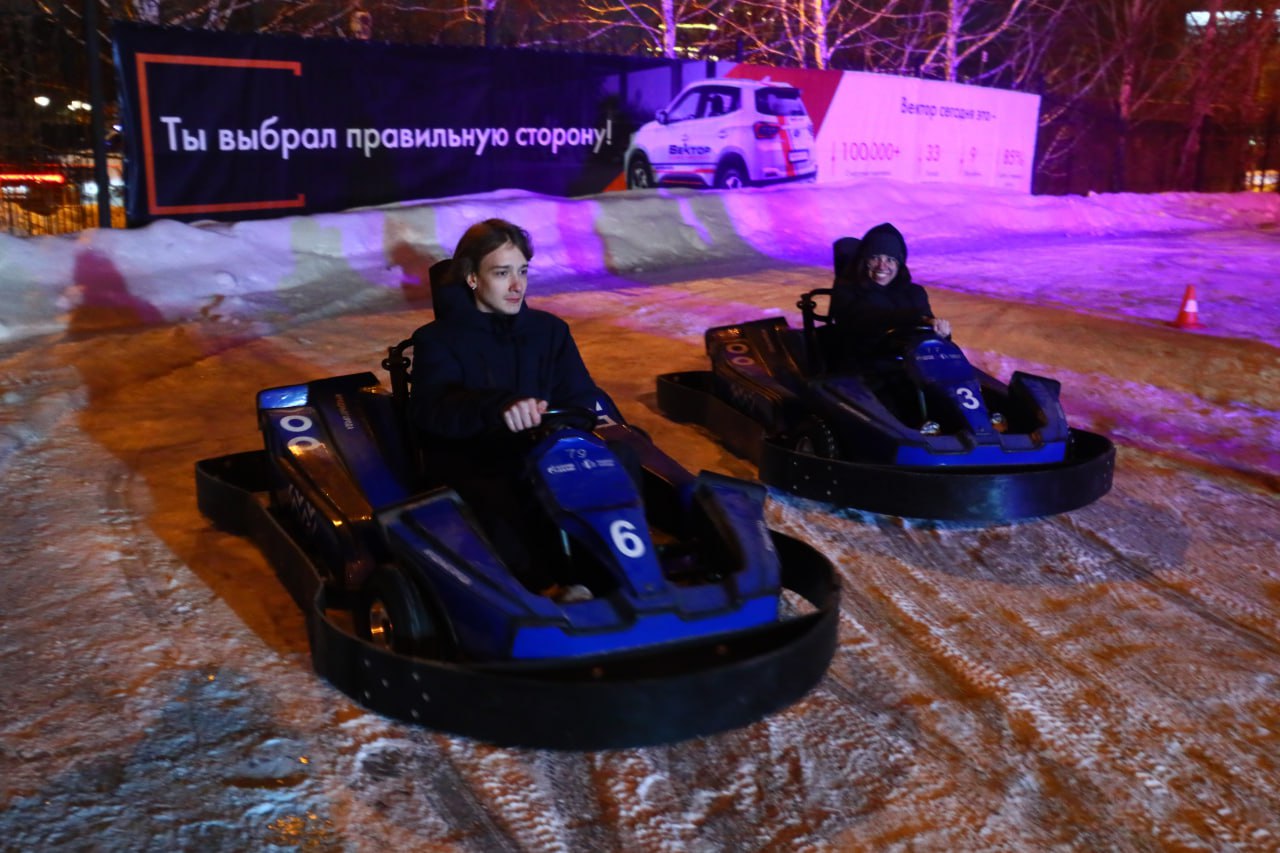 В Культурной столице 2026 отпраздновали День студента на Зимнем Любинском В Культурной столице 2026 отпраздновали День студента на Зимнем Любинском