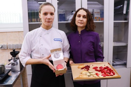 Инновационные десерты создают в Омске