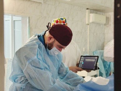 В Омске врачи вернули пациенту доступ к жизненно важному лечению