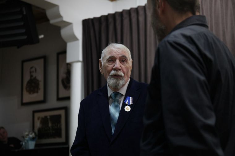 � ����� ��������� �������� �� ������� � ����� (6+) ������������������ ���������� �������