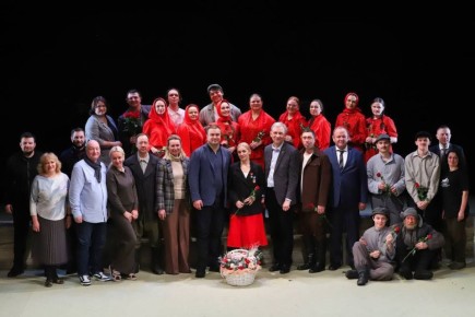 Виталий Хоценко оценил спектакль «Солдатская вдова»