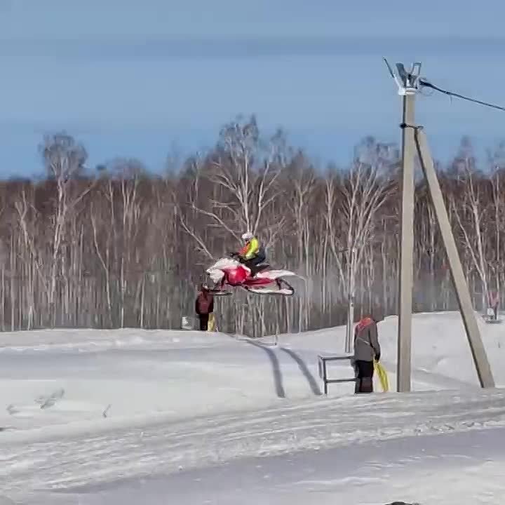 Виталий Хоценко рассказал о старте соревнований по мотокроссу в Таре