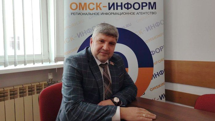 В начале 2026 года транспорт и дорожное хозяйство стали самыми популярными темами в омских СМИ и городских пабликах