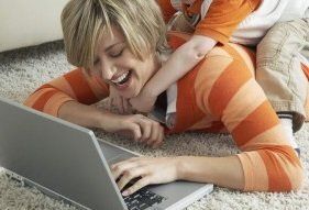 Идеи для заработка женщин в декрете: простые, но эффективные решения