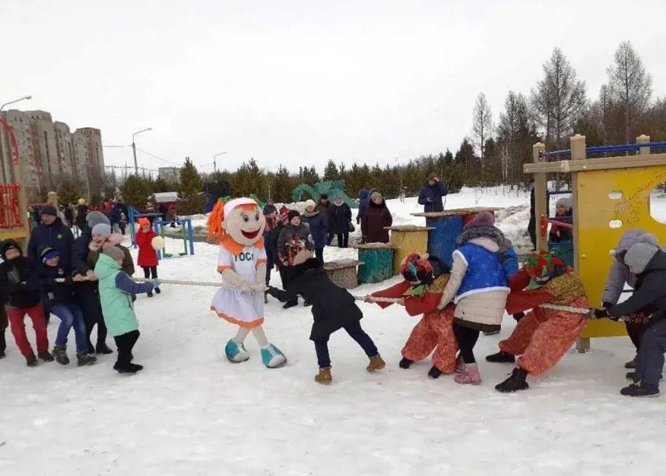 На Левобережье прошел «Масленичный разгуляй»