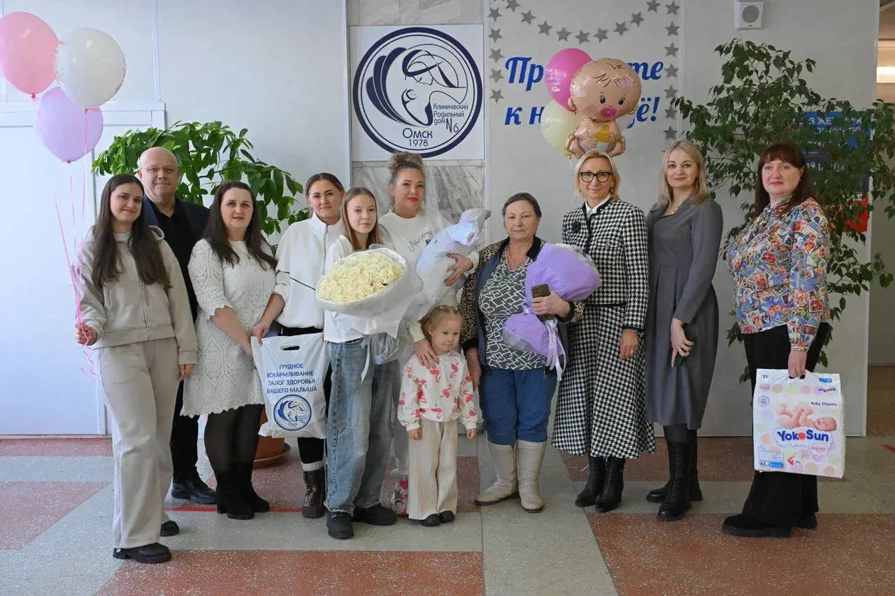 В преддверии Дня защитника Отечества Ирина Варнавская поздравила с выпиской из роддома супругу участника СВО В преддверии Дня защитника Отечества Ирина Варнавская поздравила с выпиской из роддома супругу участника СВО