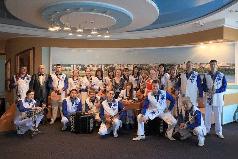 Сергей Шелест: Сегодня еще два коллектива отмечают 35 лет со дня основания — Русский камерный оркестр «ЛАД» и Ансамбль танца «Иртыш» Сергей Шелест: Сегодня еще два коллектива отмечают 35 лет со дня основания — Русский камерный оркестр «ЛАД» и Ансамбль танца «Иртыш»