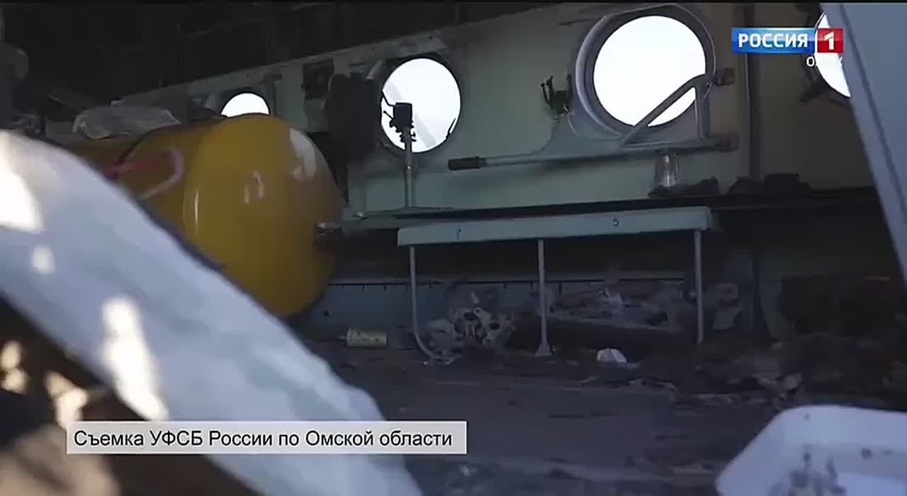 Следственный комитет России опубликовал видео проверки показаний на месте с аэродрома Омск-Северный