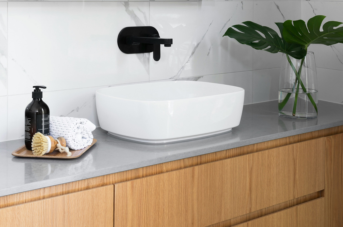 Столешницы для ванной: Как выбрать идеальный вариант для вашего интерьера