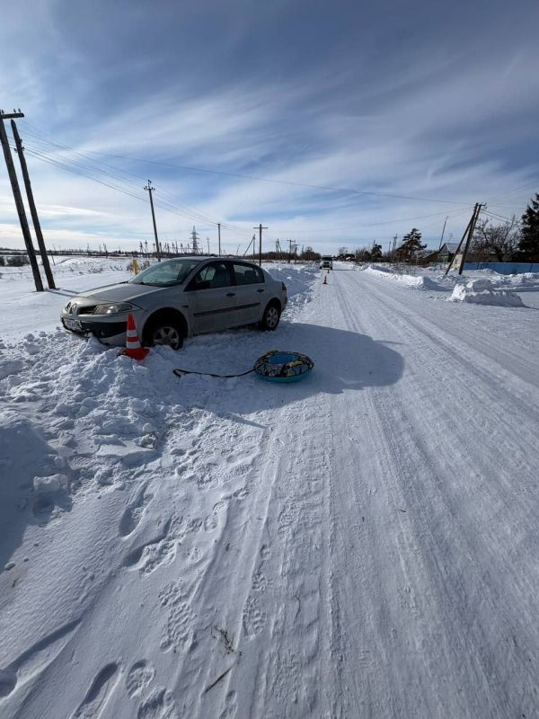 В Омской области женщина наехала на школьника