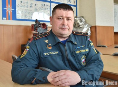 «Гвоздь пробил шлем и вошел внутрь»: омский пожарный рассказал о реальной работе