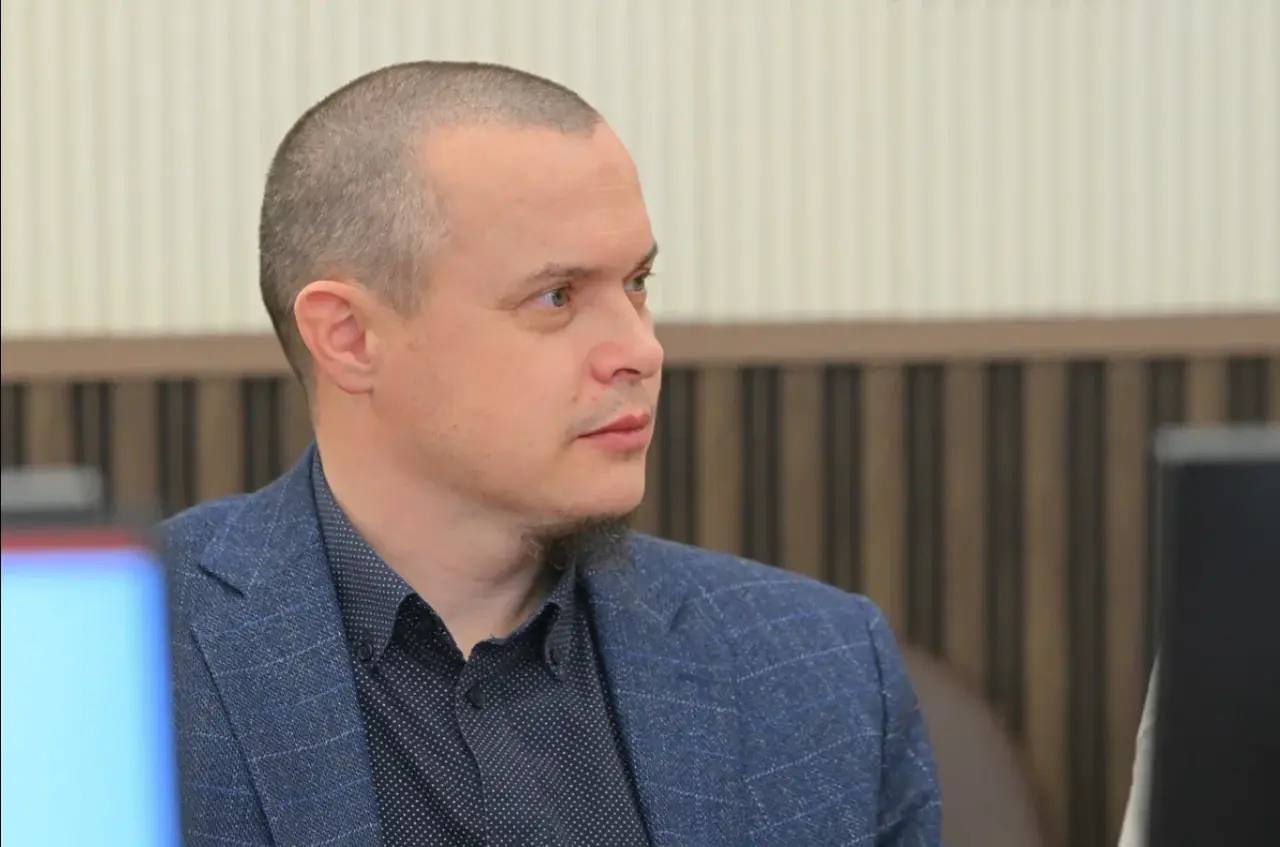 Участник проекта «ПРОдвижение ГЕРОЕВ» осваивает бюджетное планирование в Пушкинском доме-интернате