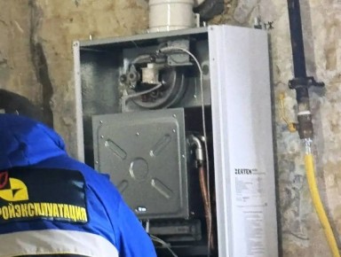 В Центральном округе семье участника СВО помогли восстановить дом