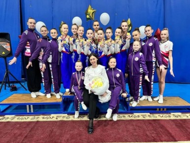 Порядка 250 воспитанников спортивных школ № 1, имени Александра Кожевникова и имени Героя России Олега Охрименко боролись за награды чемпионата и первенства области по спортивной аэробике