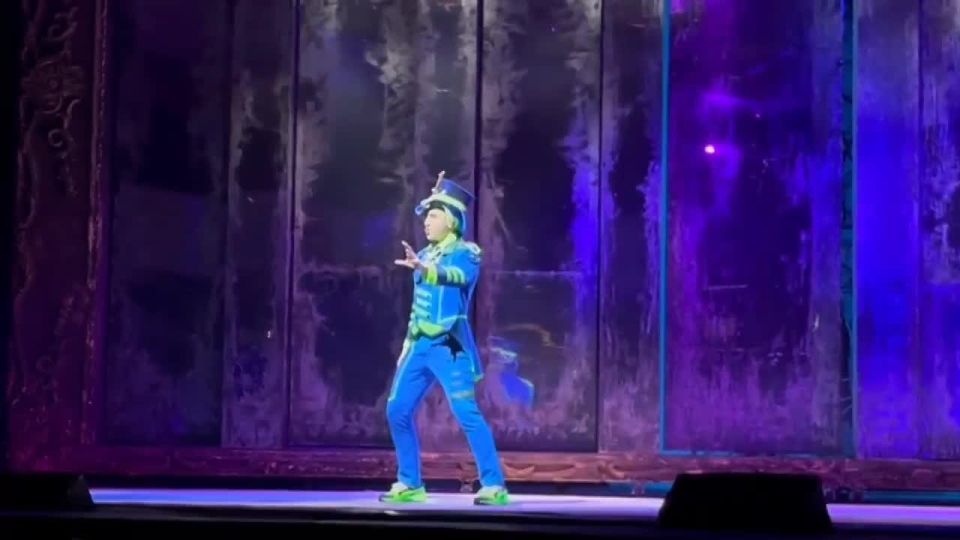 �������� ������ ������� "�����������:�����������!" ���������� ������� � ������