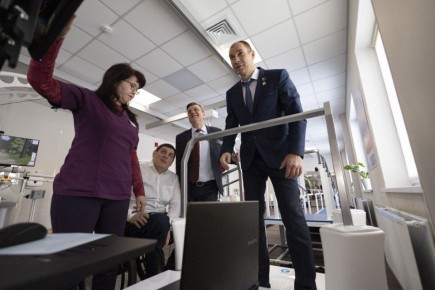 Сегодня вместе с двукратным паралимпийским чемпионом, руководителем Центра паралимпийской и сурдлимпийской подготовки Александром Кузюковым посетили омский Центр высокотехнологичного протезирования, который был открыт в...