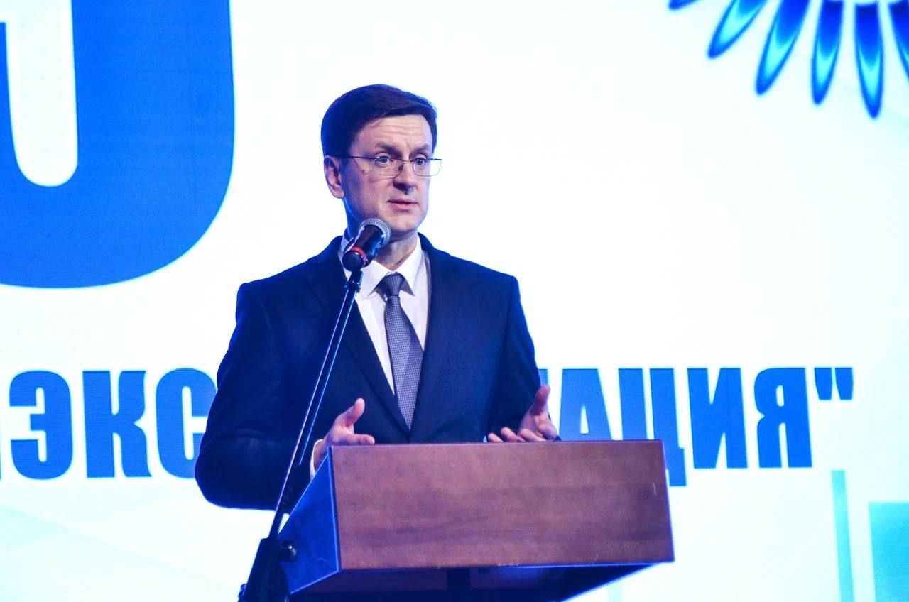 Губернатор Виталий Хоценко наградил сотрудников «Омскгазстройэксплуатации» за вклад в газификацию и повышение качества жизни омичей Губернатор Виталий Хоценко наградил сотрудников «Омскгазстройэксплуатации» за вклад в газификацию и повышение качества жизни омичей