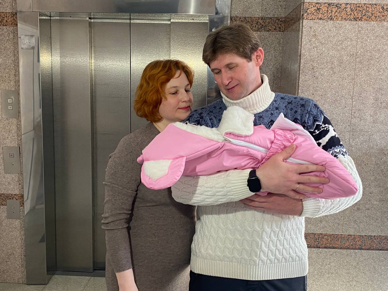 Первая омичка в роду! В семье вернувшихся на родину соотечественников на свет появился четвертый ребёнок Первая омичка в роду! В семье вернувшихся на родину соотечественников на свет появился четвертый ребёнок