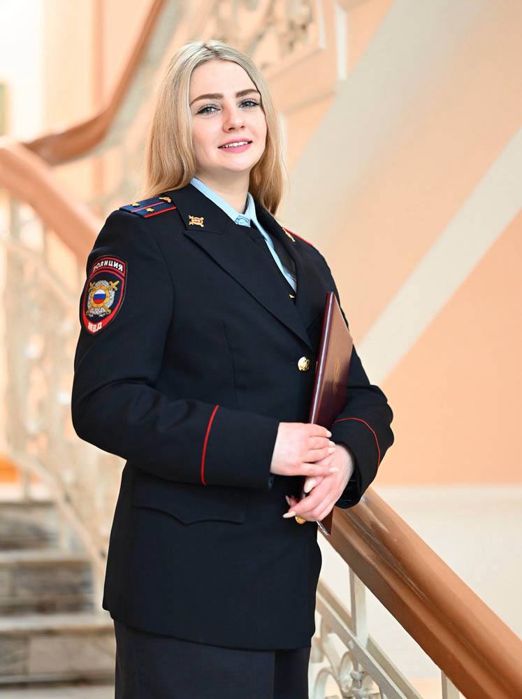 В первый день весны на сайте издания «Вечерний Омск – Неделя» стартовал традиционный проект «Леди в погонах», приуроченный к Международному женскому дню В первый день весны на сайте издания «Вечерний Омск – Неделя» стартовал традиционный проект «Леди в погонах», приуроченный к Международному женскому дню