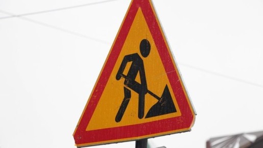 В Омске ограничат движение на важном участке улицы в центре города
