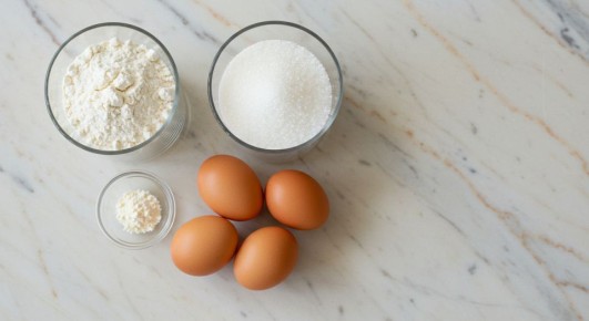 Легкий и воздушный бисквит: как приготовить идеальный десерт