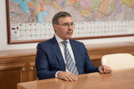 Глава Минобрнауки России Валерий Фальков провел рабочую встречу с губернатором Омской области Виталием Хоценко