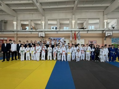 В Марьяновке состоялся 16-й региональный турнир по дзюдо, посвященный памяти воина-интернационалиста, кавалера ордена Красной Звезды Сергея Кононцева Он собрал спортсменов 2014-2015 годов рождения из спортивных школ и клубов...