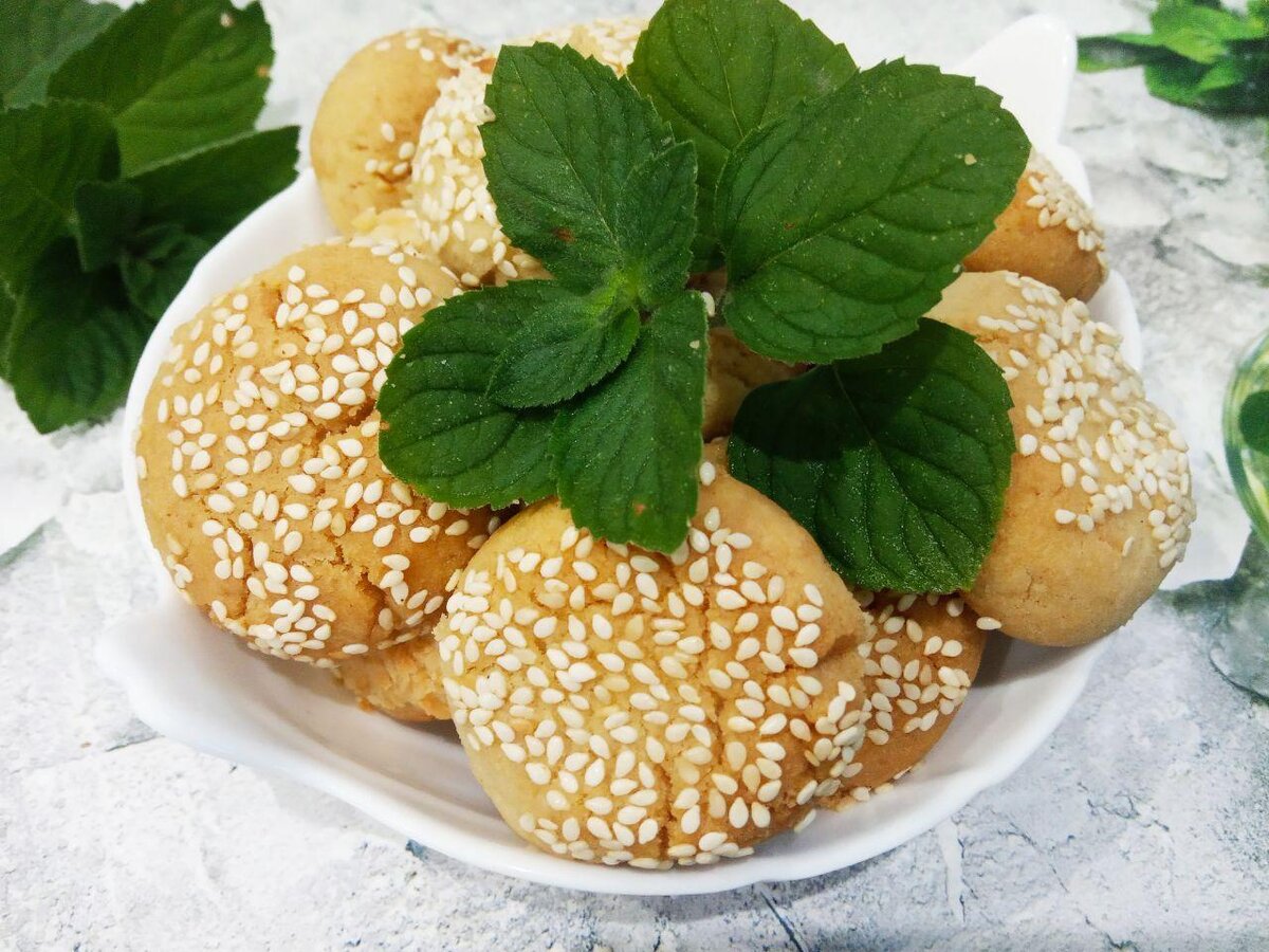 Легкое и вкусное печенье без яиц с кунжутом и кокосом