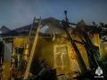 Ночью в Ленинском округе на улице 4й Путевой вспыхнул жилой дом
