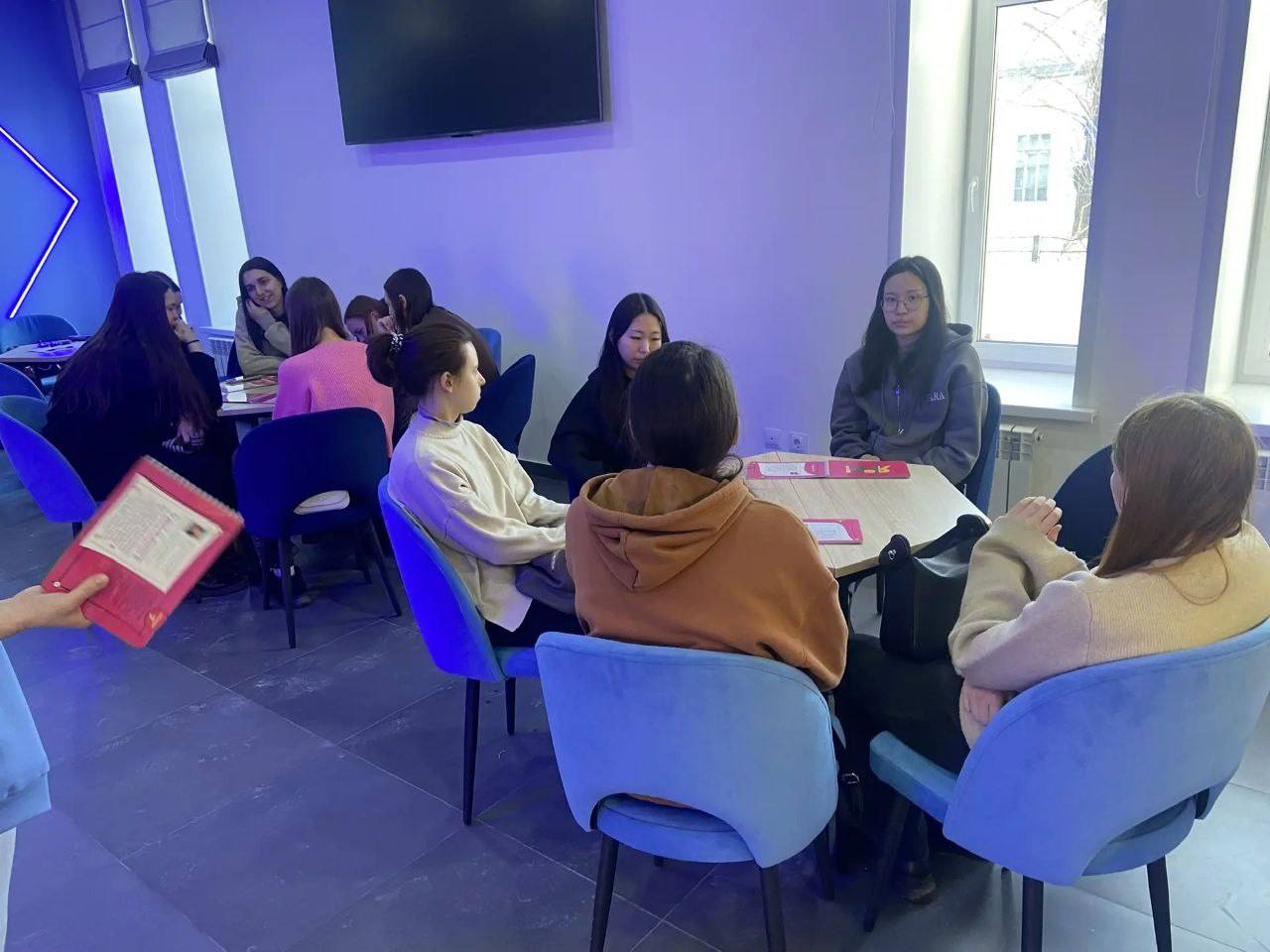 В кадровом центре для молодежи стартовали профориентационные мероприятия В кадровом центре для молодежи стартовали профориентационные мероприятия