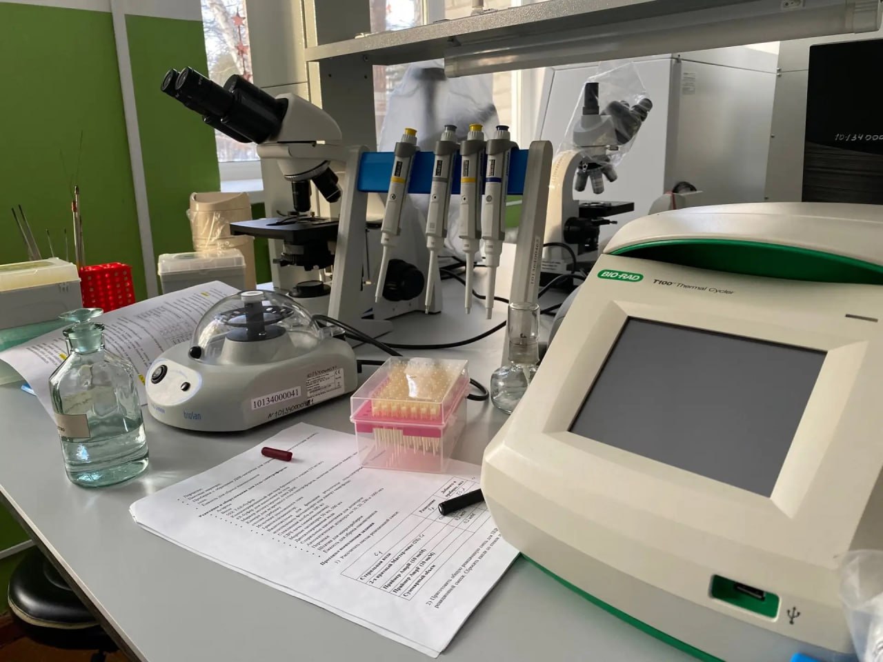 Талантливые омичи со всего региона занимаются в современных научно-исследовательских лабораториях Талантливые омичи со всего региона занимаются в современных научно-исследовательских лабораториях