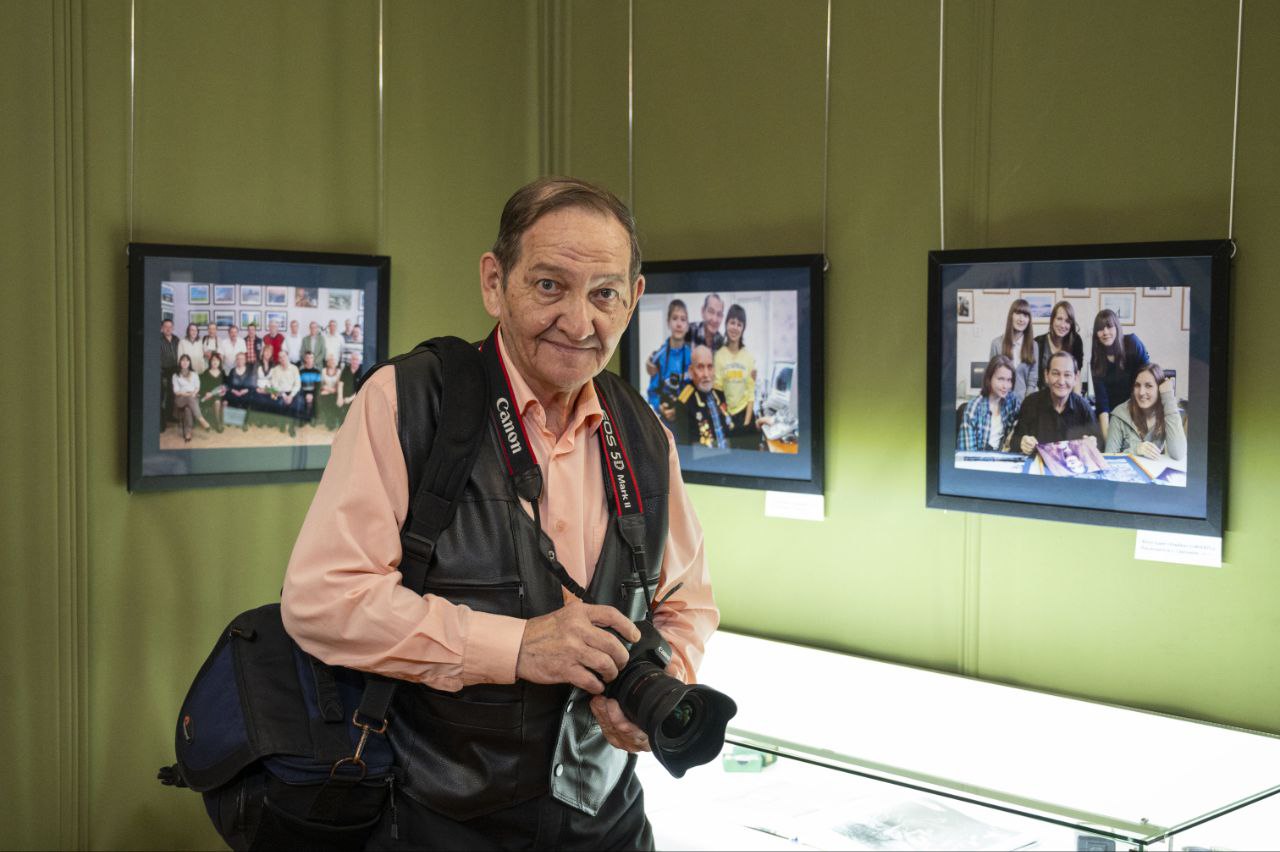 В Музее Кондратия Белова открылась выставка, посвященная 70-летию омского фотографа Сергея Сарсекеева В Музее Кондратия Белова открылась выставка, посвященная 70-летию омского фотографа Сергея Сарсекеева