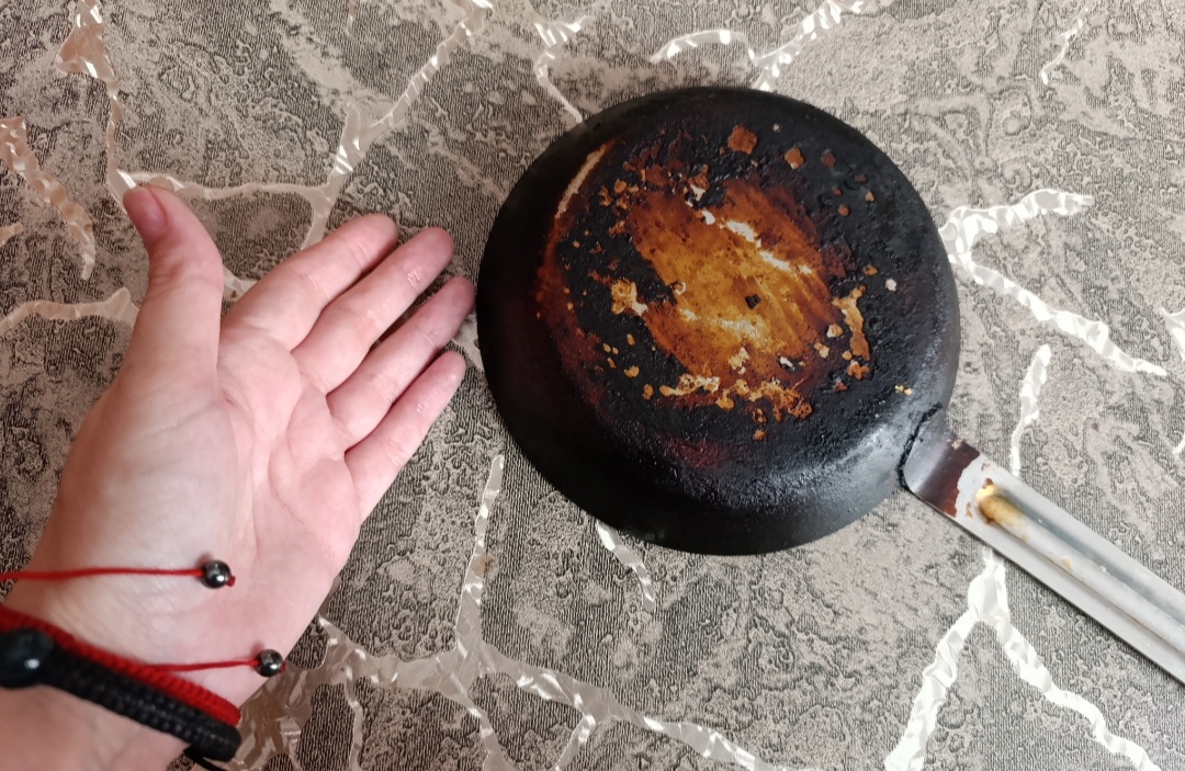 Как вернуть новизну дюралюминиевой сковороде: практические советы