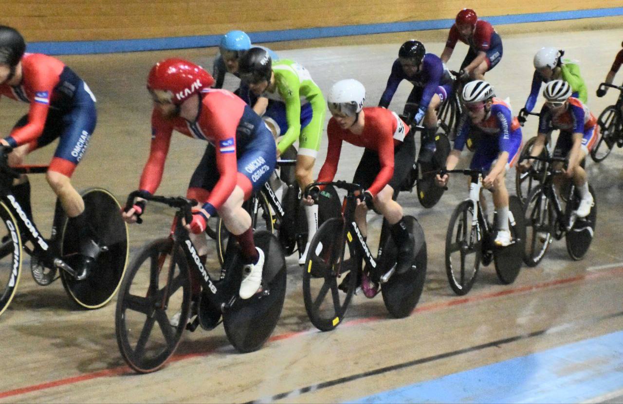 Триумф в Омске: Артем Шестаков и Марина Иванцова – главные герои велотрека! Триумф в Омске: Артем Шестаков и Марина Иванцова – главные герои велотрека!