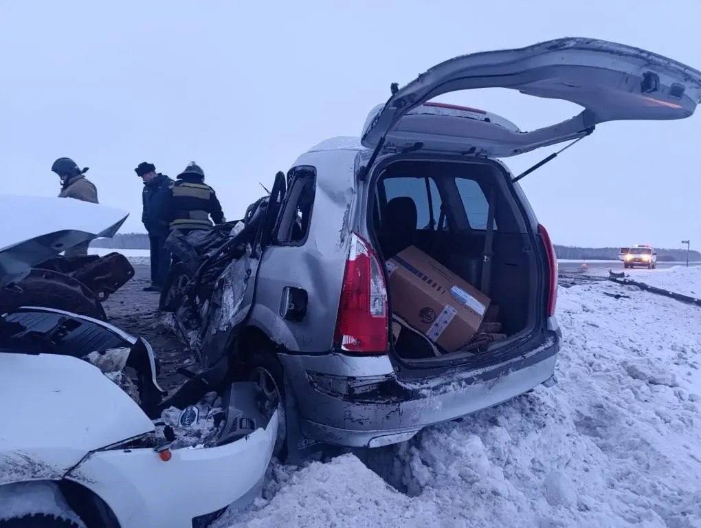 Прокуратура контролирует установление обстоятельств ДТП с участием трех автомобилей в Азовском немецком национальном районе Прокуратура контролирует установление обстоятельств ДТП с участием трех автомобилей в Азовском немецком национальном районе