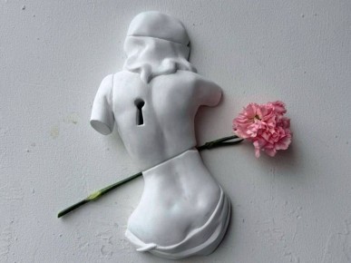 На Любинском проспекте в Омске появилась новая достопримечательность