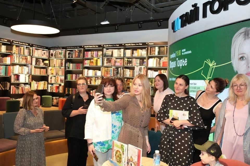 ����� ������ ������ ��������� �� ����-����