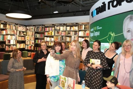 ����� ������ ������ ��������� �� ����-����