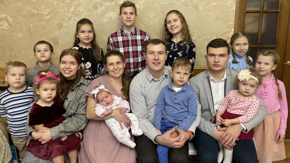 Кто получает пенсии свыше 100 тысяч рублей в России и почему это важно