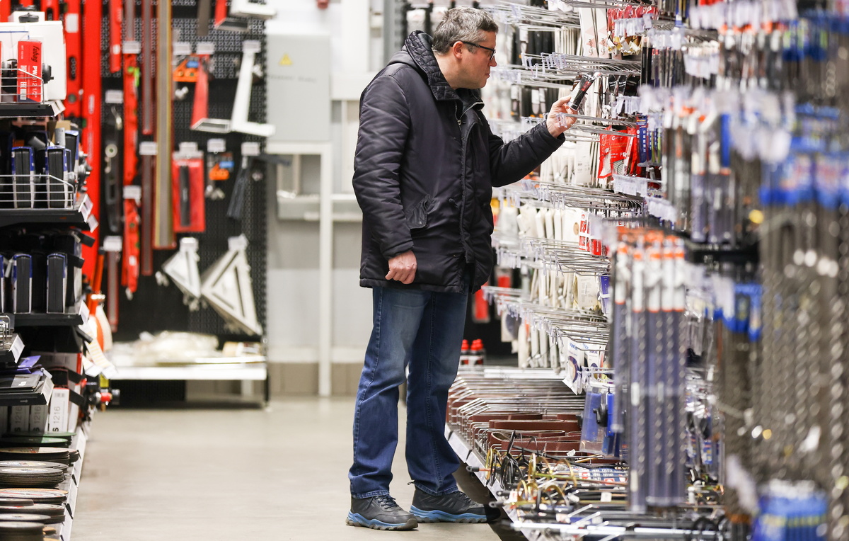 Изменение сроков. Новый закон о "российской полке" вступит в силу в 2027 году