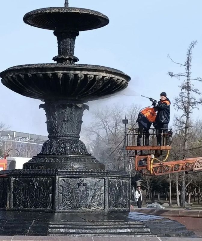 � ����� ������ �������� ������� � ������� ������