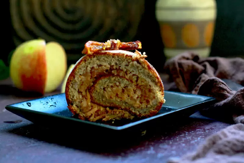 Яблочный рулет с корицей как спокойное лакомство на каждый день