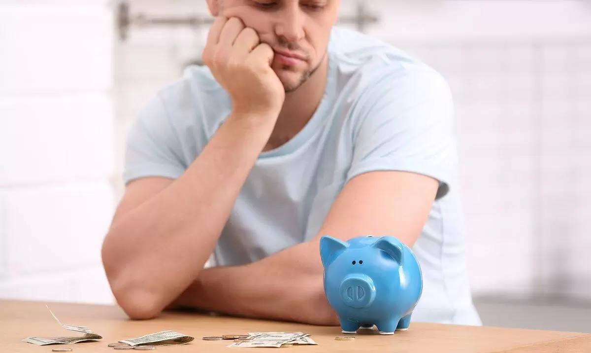 Как минимализм помогает сэкономить: 10 простых советов для разумной жизни